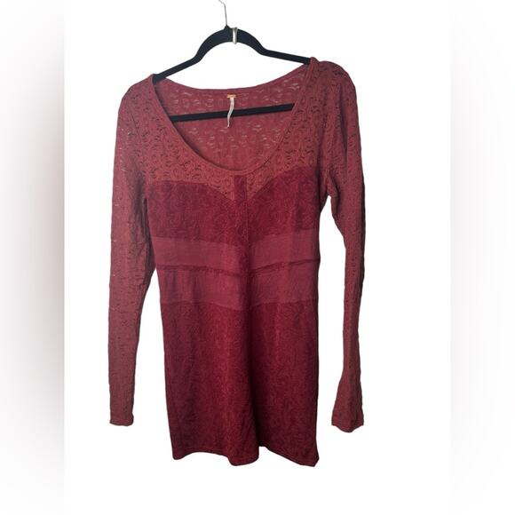 Free People Burgundy Lace overlay top large - Picture 1 of 6